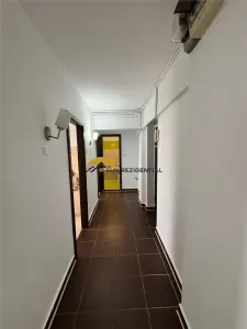 Vitan -Olimpia, apartament decomandat, bloc reabilitat, la cheie - foto 13