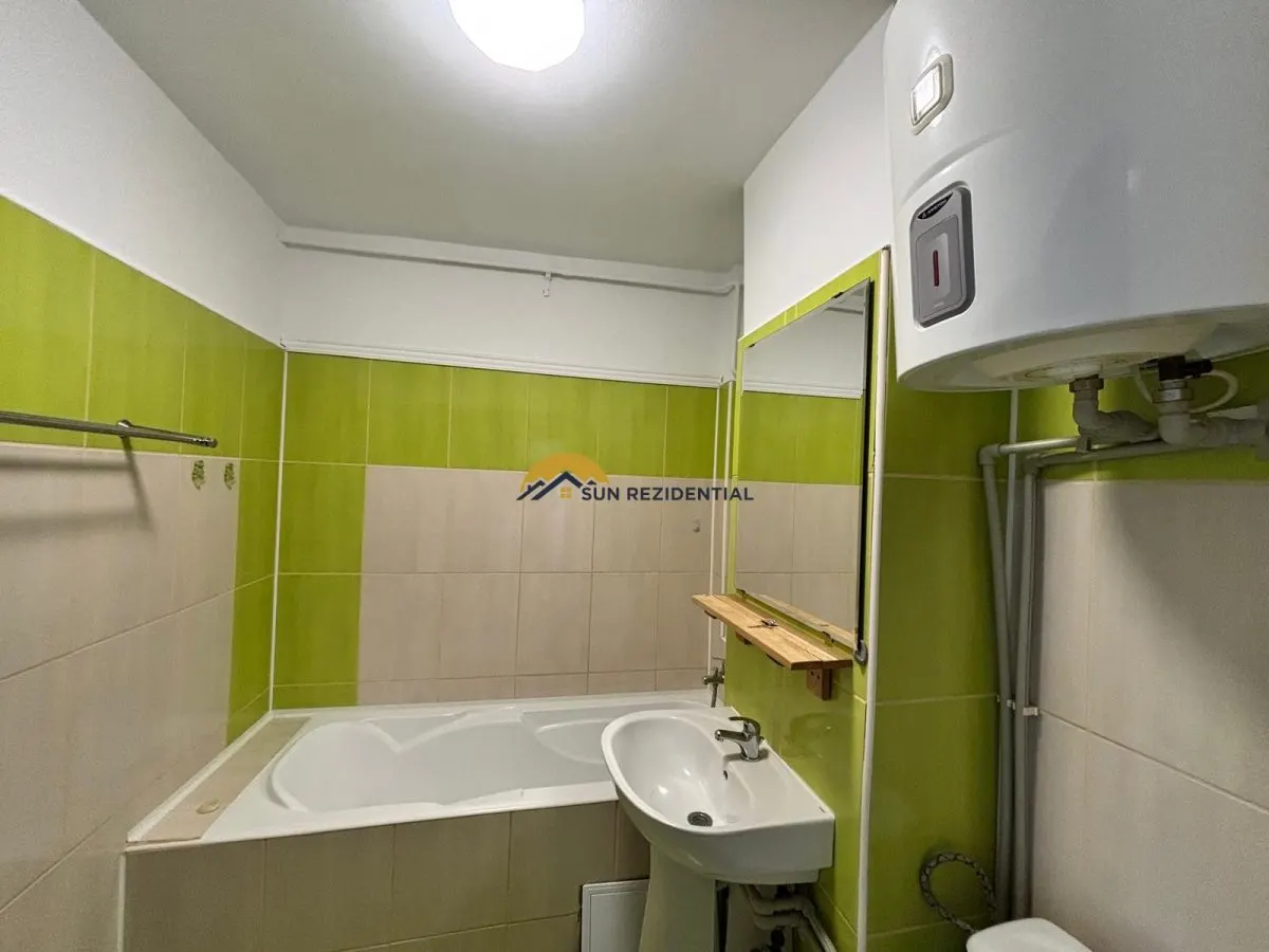 Vitan -Olimpia, apartament decomandat, bloc reabilitat, la cheie - foto 17
