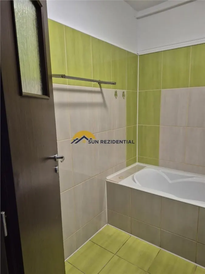Vitan -Olimpia, apartament decomandat, bloc reabilitat, la cheie - foto 23