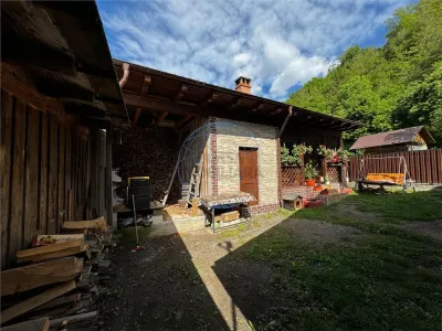 CASA DE VANZARE ZONA MONTANA - foto 14