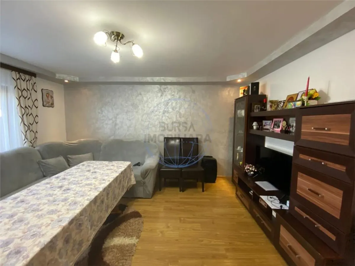 CASA DE VANZARE ZONA MONTANA - foto 19