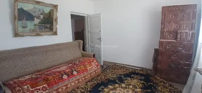Casa 6 camere de vanzare Pucioasa 441 mp teren - foto 7