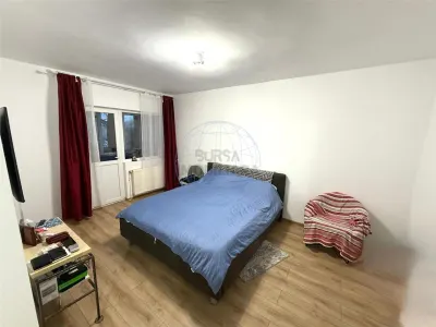 APARTAMENT 3 CAMERE, ETAJ 1, TEATRU - foto 3