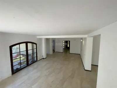 Casa individuala - Petresti Corbeanca - 9 camere - 533mp - 280mp teren- negociabil - foto 3