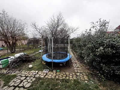 Casa cu grădina - Cartierul Nou - foto 13