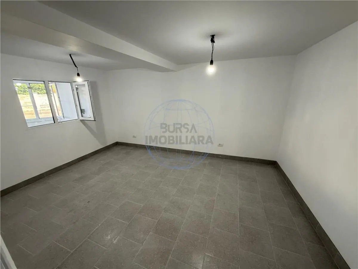 Spatiu comercial, Crang Petresti - foto 4