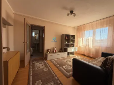 Vanzare apartament 3 camere, Zona Florilor, insorit,mob/utilat, - foto 10