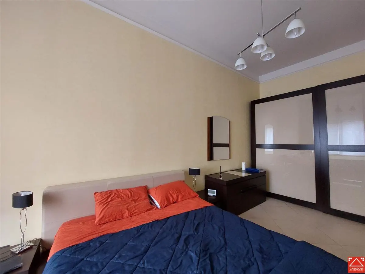 PRET REDUS! Apartament la cheie pe Bv. Revolutiei - foto 11