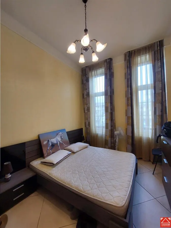 PRET REDUS! Apartament la cheie pe Bv. Revolutiei - foto 9