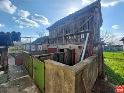 Casa cu teren de 3.500 mp in Santana! Ideal pentru proiect rezidential! - foto 14