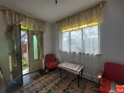 Casa cu teren de 3.500 mp in Santana! Ideal pentru proiect rezidential! - foto 4