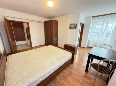 Vanzare garsoniera decomandata in bloc de apartamente, zona Garii - foto 3
