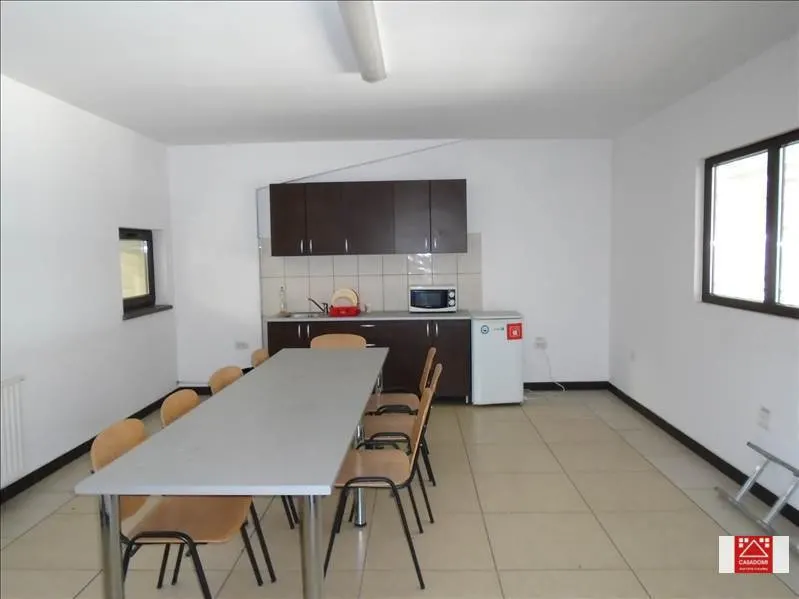 Hala pentru showroom, in apropiere de autostrada - foto 5