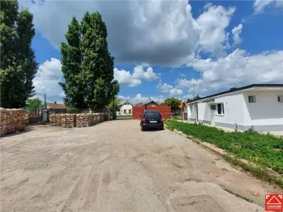 Teren intravilan Aradul Nou, pentru proiect rezidential sau hala!De vanzare sau de inchiriat! - Arad
