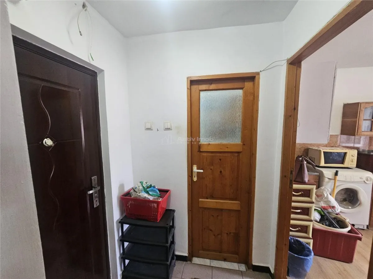 Resita, Garsoniera, Mobilata+Utilata, Calea Caransebesului - foto 19