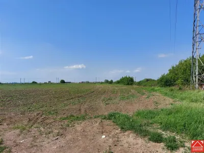 Teren intravilan cu acces la centura - Arad