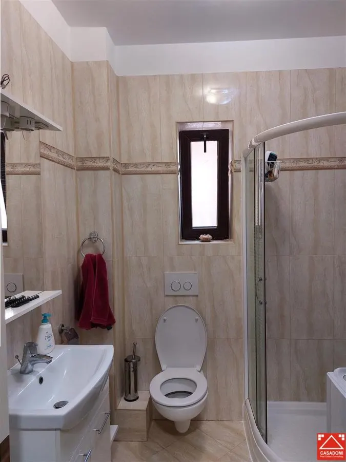 Casa spatioasa in Livada! - foto 6