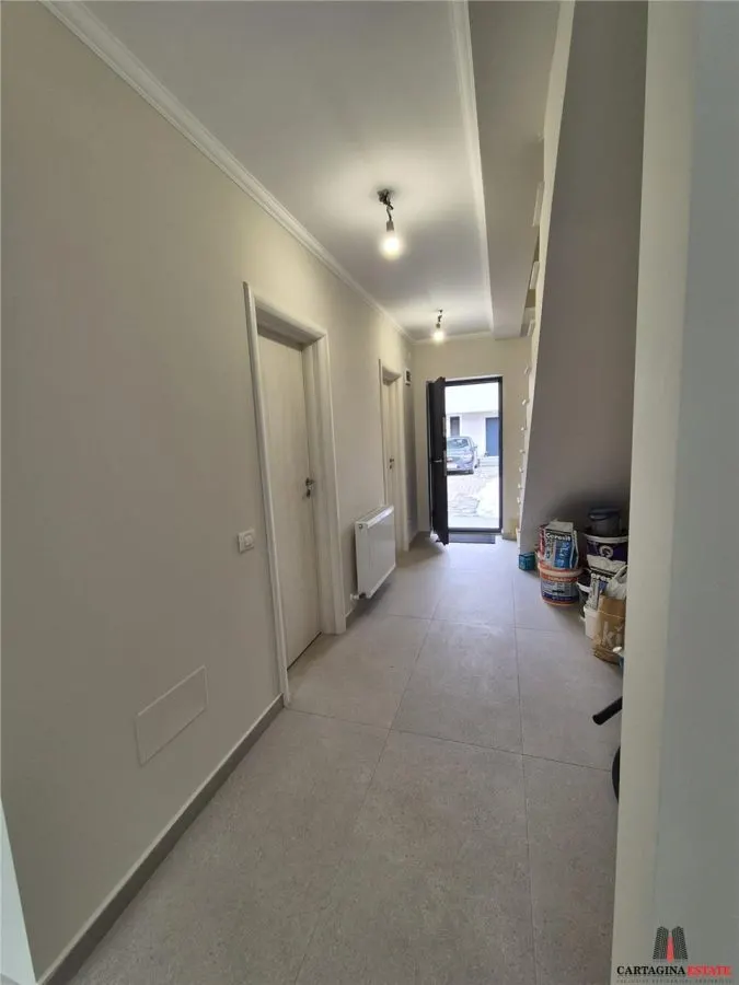 Vila tip duplex /  complex rezidential - foto 12