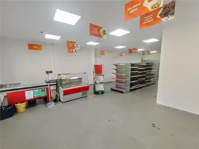 Ciclova, Casa cu Spatiu Comercial la Sosea, ZERO COMISION - foto 4