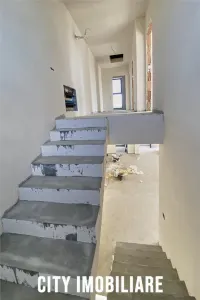 Casa Duplex, 180 mp + 450 mp. teren, Dezmir - foto 14