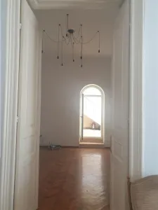 Casa cu etaj,teren 400 mp, pretabila : clinica, gradinita, birouri - foto 7