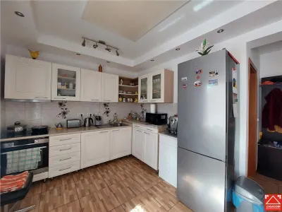Casa confortabila in Vladimirescu - foto 2