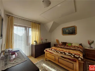 Casa confortabila in Vladimirescu - foto 9