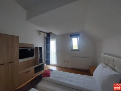 Casa cu 10 camere pentru pensiune sau locuit - foto 17
