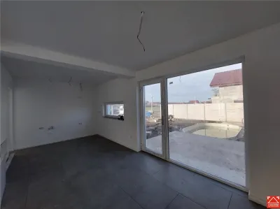 Casa noua cu piscina in Fantanele - foto 5