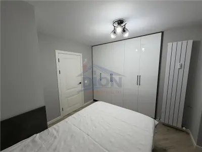 Decebal - Th. Sperantia , 2 camere, balcon, boxa, amenajat, mobilat si utilat - foto 11