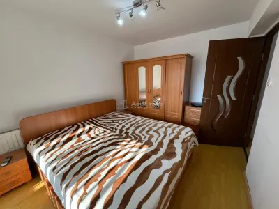 Caransebes, 3 Camere, Dec., Etaj 1., Zona Penny - foto 2