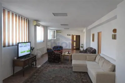 SPATIU COMERCIAL/BIROU, CABINET MEDICAL SPLAIUL UNIRII - foto 2