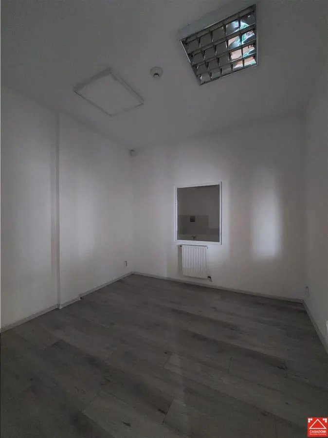 Hala pentru productie/depozitare sau  sediu administrativ - foto 12