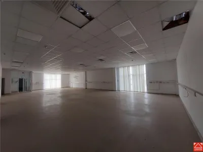 Hala pentru productie/depozitare sau  sediu administrativ - foto 6
