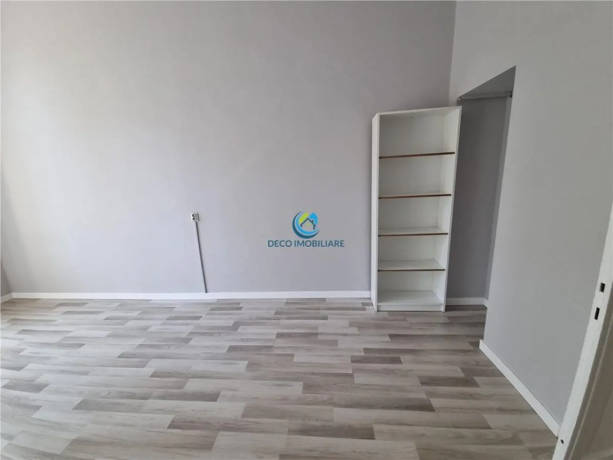 Apartament cu 2 camere, Central, Camera de Comert - foto 9
