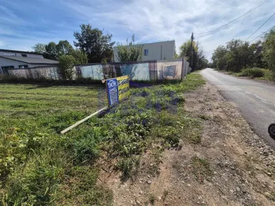 Izvorani -strada Gradinarilor Teren intravilan COMISION% - Izvorani