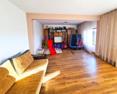 Vila Antiaeriana, OMV Rond, deschiedere 20mp, teren 364mp. - foto 15
