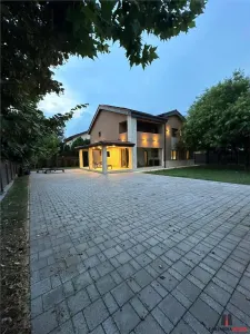 Vila moderna / stradala /Pipera - Bucuresti