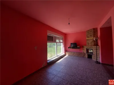 SUPER OCAZIE!!! Casa spatioasa cu teren mare, pe colt, in Periam - foto 9