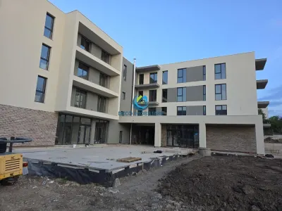 Spatiu comercial de 150 mp de vanzare - foto 2
