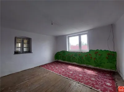 Casa batraneasca in Vinga - foto 3
