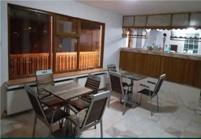 Casa / vila 15 camere -Cazare Muncitori - Bartolomeu - foto 10