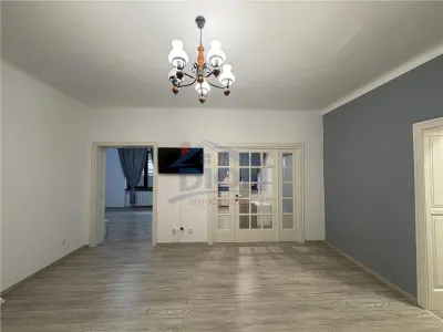 UNIVERSITATE, 3 camere, parter inalt, 61 mp, amenajat - foto 10