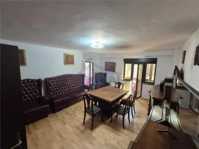 Natiunile Unite - Apartament  3 camere cu terasa , bloc 1991 - Bucuresti