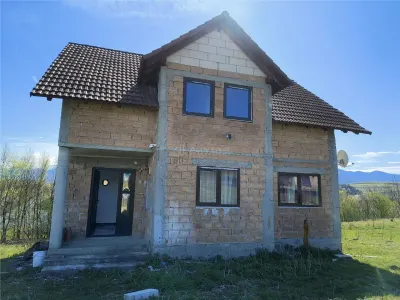 Casa individuala de vanzare in Talmaciu - foto 13