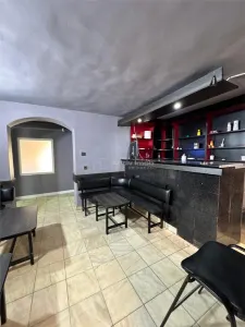 Oportunitate - Spatiu comercial  P+1 - foto 3