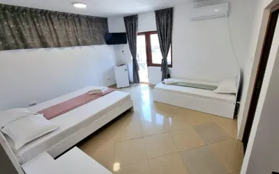 Vila 3 camere - Pensiune 9 camere-Eforie Nord - foto 25