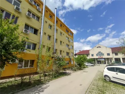 Oravita | Apt.2 Cam | Etj.1 | Zona Pompieri | Pret Negociabil - foto 2
