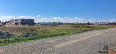 Teren intravilan Tunari / Teiului / 1500mp - foto 3