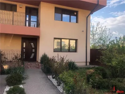 Vila individuala /  P+1 / Dr. Bisericii / teren 720mp - Bucuresti